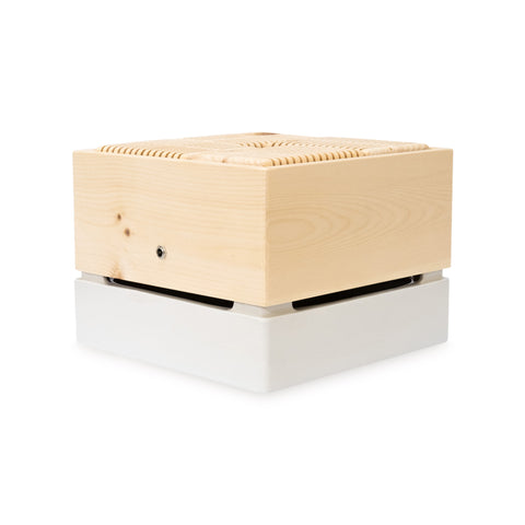 Image of ZIRBENLÜFTER® Luftreiniger CUBE ll (40m2) + Gratis Zirbenöl (10ml)