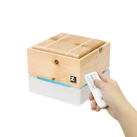 Image of ZIRBENLÜFTER® Luftreiniger CUBE ll Mini (20m2) + Gratis Zirbenöl (10ml)