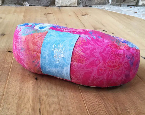 Image of THE SPIRIT OF OM® Halbmond-Sitzkissen / PINK FANTASY