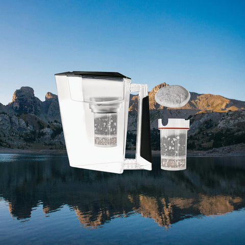 Image of MAUNAWAI KINI® FIlterkanne mit 2. Filterset + Edelsteine-Mix Gratis / BLACK