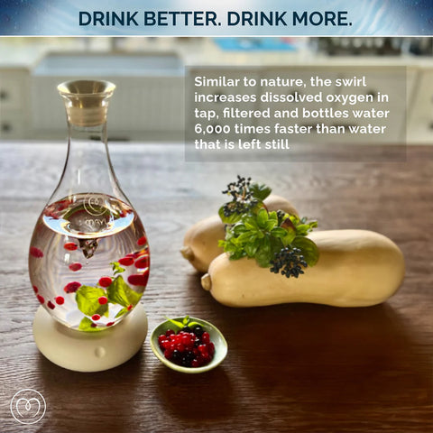 Image of MAYU® SWIRL Wirbelkaraffe (1.5l) / Diverse Farben