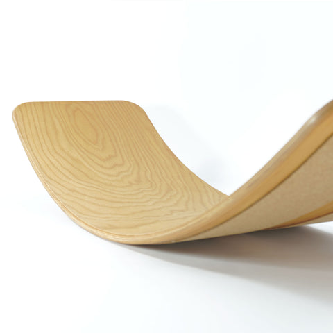 Image of TICTOYS - das.BRETT Balance Board (Geölt mit Korkriemen)