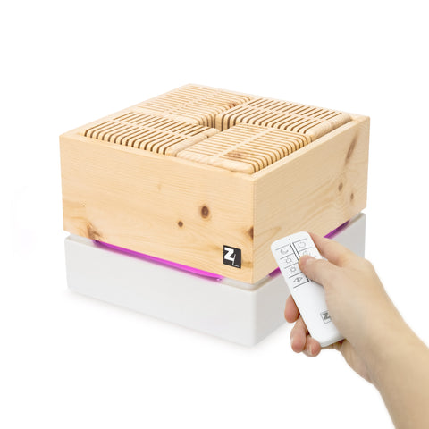 Image of ZIRBENLÜFTER® Luftreiniger CUBE ll (40m2) + Gratis Zirbenöl (10ml)