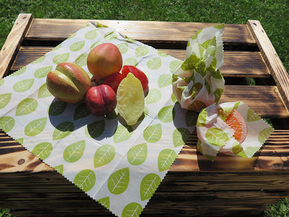 NUTS Veganes Pflanzenwachstuch / Rolle (30cmx90cm)