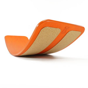 TICTOYS - das.BRETT Balance Board lackiert mit Korkriemen / ROT