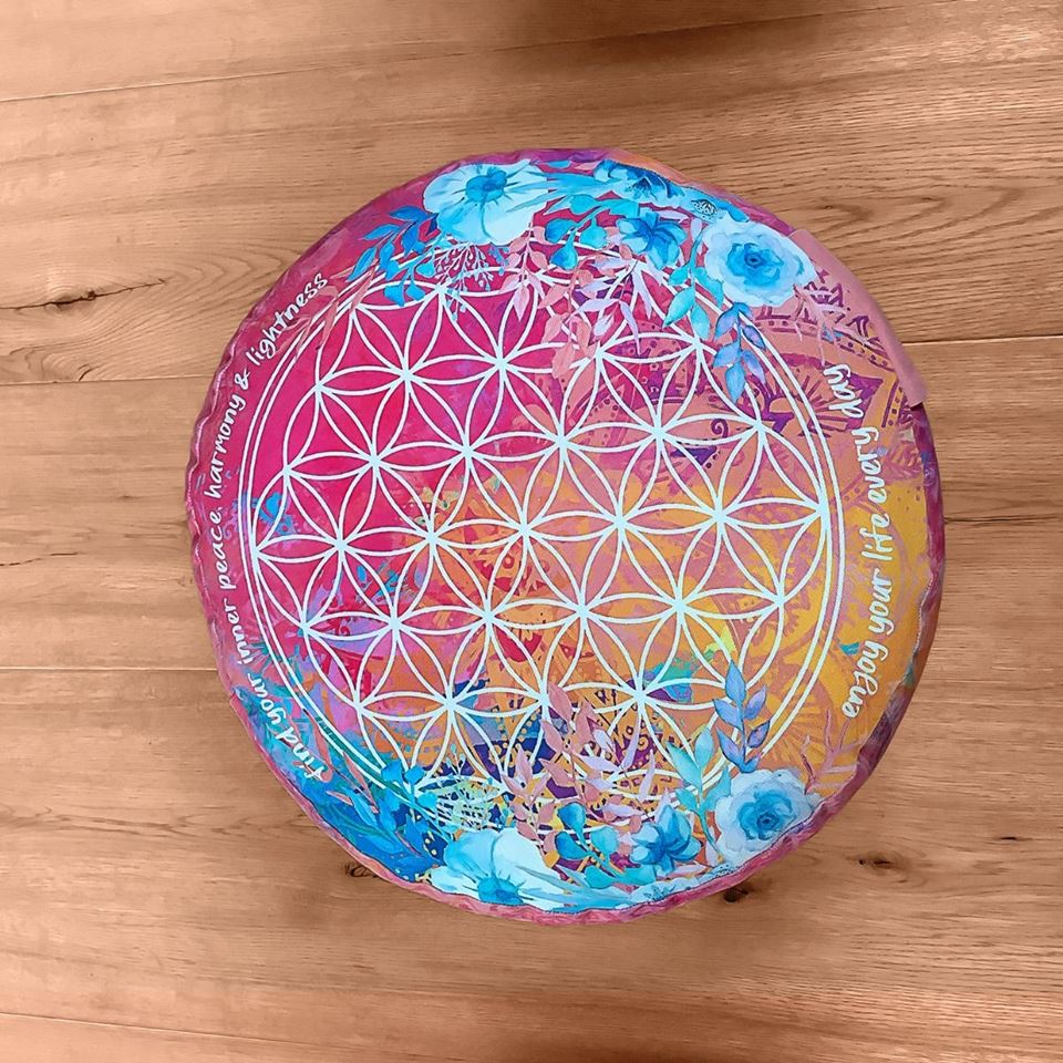 THE SPIRIT OF OM® Meditationskissen (rund) / PINK FANTASY