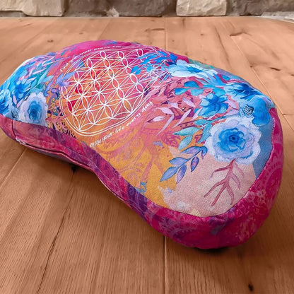 THE SPIRIT OF OM® Halbmond-Sitzkissen / PINK FANTASY